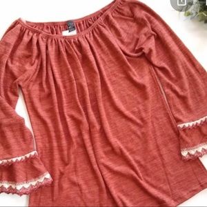 WinWin BoHo tunic sizes s/m double lace sleeves